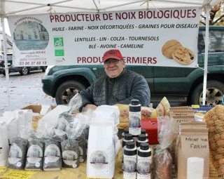 Une première association