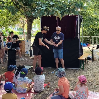 Jeune magicien… et tellement plus !